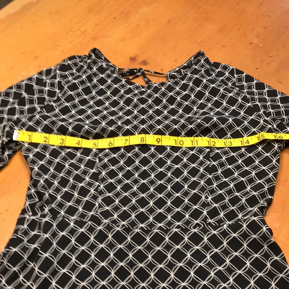 Charlotte Russe Black White Geometric Lattice Open Back Mini Dress Small D3072 - Picture 5 of 8